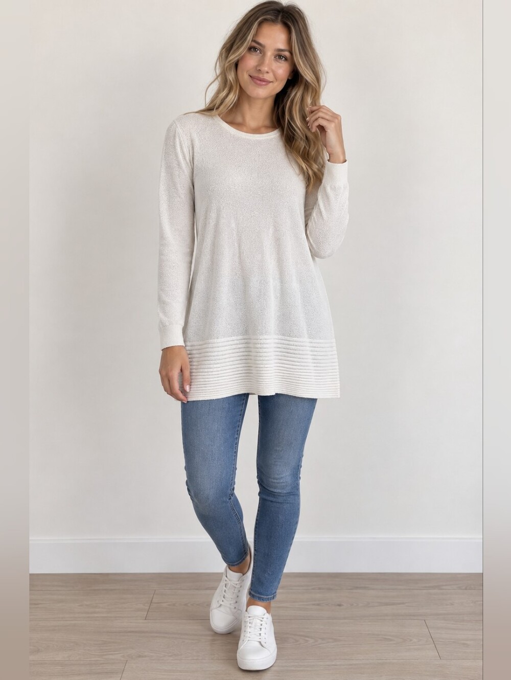 5/$25 Pistache Cream Knit Tunic Sweater